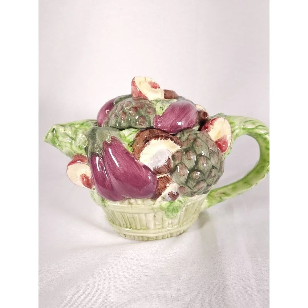 Ceramic‎ Vegetable Basket tea pot Mushrooms eggplant decor green w lid
